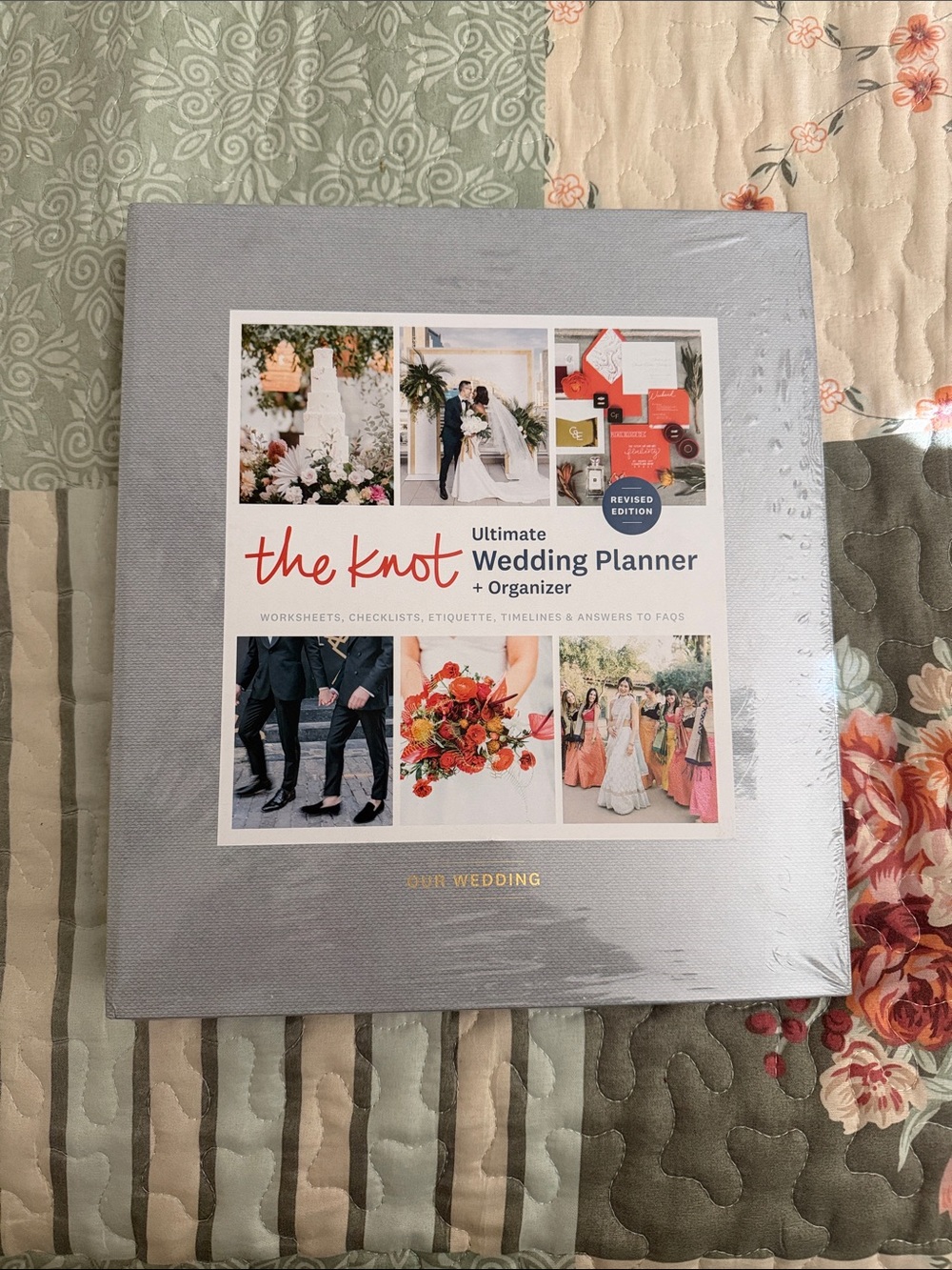 The Knot Ultimate Wedding Planner + Organizer - Gray